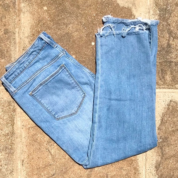 Universal Thread Stretchy Skinny Jeans - 12/31 - Picture 1 of 5